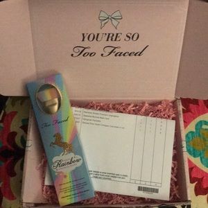 NWT Too Faced unicorn brush